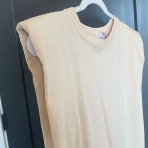 BEIGE TOP with shoulder pads